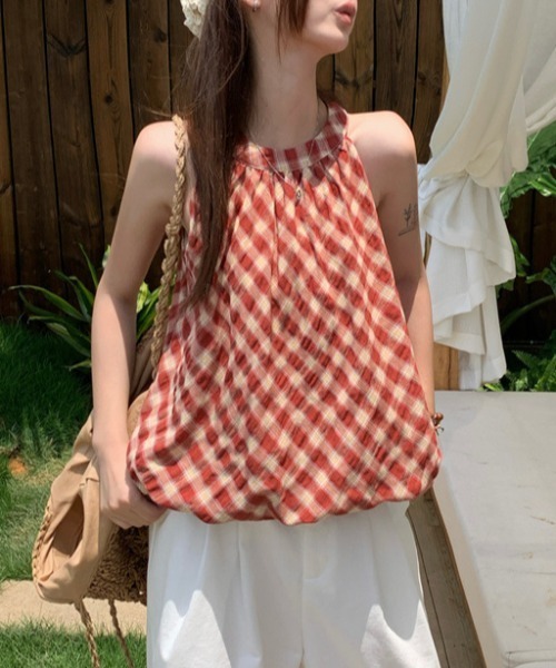 LAC-VERT（ラック・ヴェール）の「ホルターネックトップス（Tシャツ/カットソー・レディース・オフホワイト/ブラック/ネイビー/レッド・FREE）」の4枚目の写真