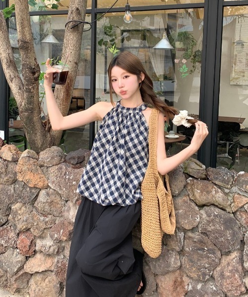LAC-VERT（ラック・ヴェール）の「ホルターネックトップス（Tシャツ/カットソー・レディース・オフホワイト/ブラック/ネイビー/レッド・FREE）」の18枚目の写真