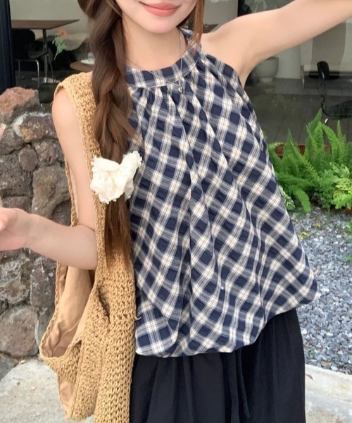 LAC-VERT（ラック・ヴェール）の「ホルターネックトップス（Tシャツ/カットソー・レディース・オフホワイト/ブラック/ネイビー/レッド・FREE）」の9枚目の写真