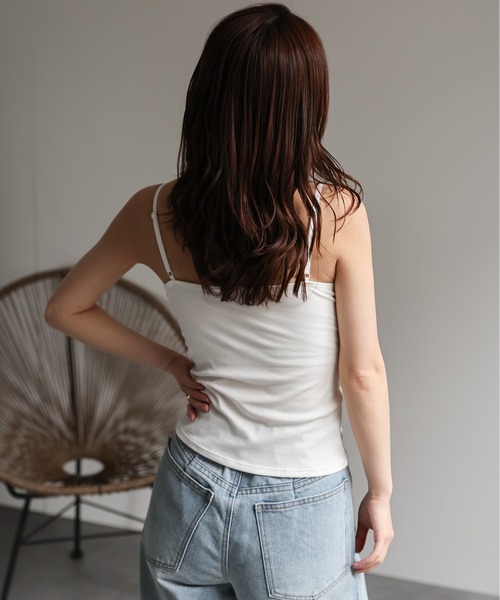 ap retro(アプレトロ)の「【ap retro basic】カップ付きレースキャミソール / カップ付きレースインナー《動画あり》(キャミソール・レディース・グレー/ブラック/ホワイト/ブラウン・MEDIUM/LARGE)」の10枚目の写真