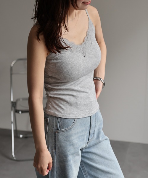 ap retro(アプレトロ)の「【ap retro basic】カップ付きレースキャミソール / カップ付きレースインナー《動画あり》(キャミソール・レディース・グレー/ブラック/ホワイト/ブラウン・MEDIUM/LARGE)」の20枚目の写真