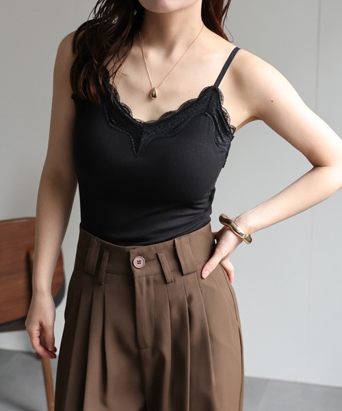 ap retro(アプレトロ)の「【ap retro basic】カップ付きレースキャミソール / カップ付きレースインナー《動画あり》(キャミソール・レディース・グレー/ブラック/ホワイト/ブラウン・MEDIUM/LARGE)」の11枚目の写真