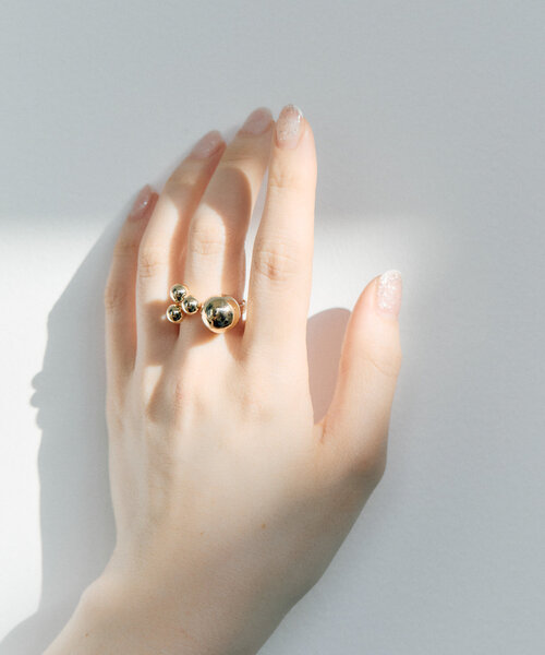 ear PAPILLONNER（イアパピヨネ）の「バブルボールリング（リング・レディース・シルバー/ゴールド・ONE SIZE）」の5枚目の写真