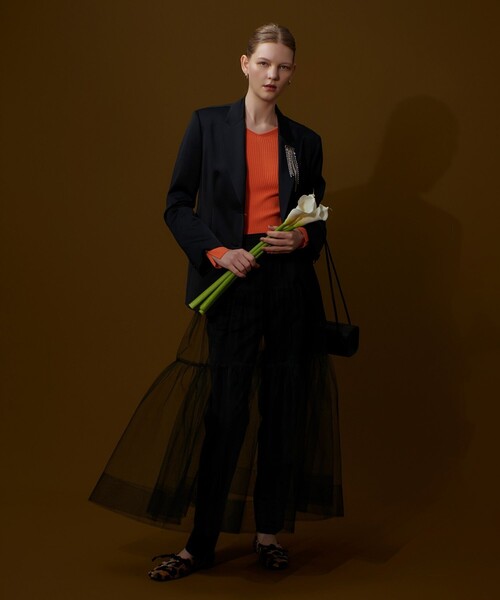 allureville(アルアバイル)の「クロップドテーパードパンツ(その他パンツ・レディース・ブラック/ブラウン・1/2)」の15枚目の写真