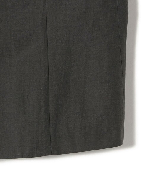 SHIPS(シップス)の「SHIPS Primary Navy Label:〈手洗い可能〉MANTECO ジレ(ベスト・レディース・ダークグレー/オフホワイト・ONE SIZE)」の9枚目の写真
