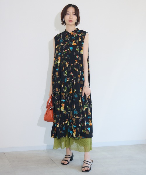 Paradise Picnic（パラダイスピクニック）の「総柄ティアード前開きワンピース（ワンピース・レディース・ホワイト/ブラック・FREE）」の2枚目の写真