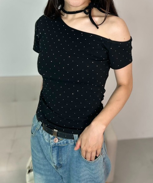 mebole(メボレ)の「Dot Ribbon One-Shoulder Top(Tシャツ/カットソー・レディース・グレー/ブラック・FREE)」の2枚目の写真