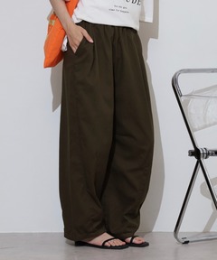 Volumetuck Cocoon Pants（その他パンツ）｜anuke（アンヌーク）の