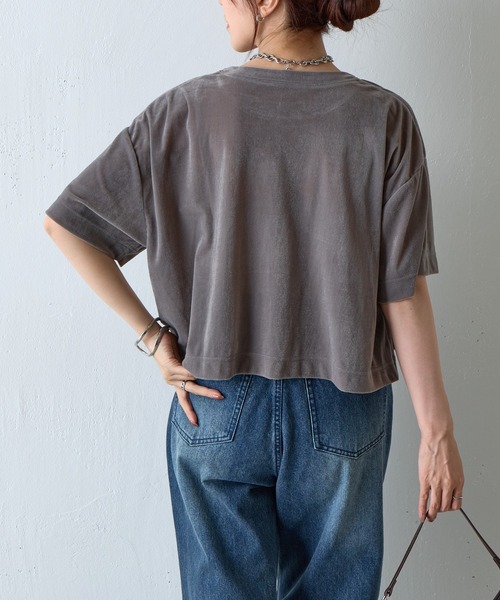 COLONY 2139(コロニートゥーワンスリーナイン)の「シアーベロアワイドクロップドTシャツ(Tシャツ/カットソー・レディース・ブラウン/ブラック/グレー・FREE)」の14枚目の写真