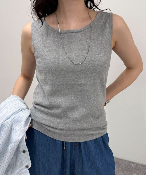 fredy emue（フレディエミュ）の「ラメニットタンクトップ（タンクトップ・レディース・オフホワイト/グレー/ブラウン/ブラック・38）」の6枚目の写真