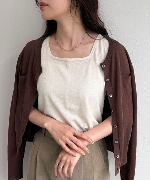 fredy emue（フレディエミュ）の「ラメニットタンクトップ（タンクトップ・レディース・オフホワイト/グレー/ブラウン/ブラック・38）」の9枚目の写真