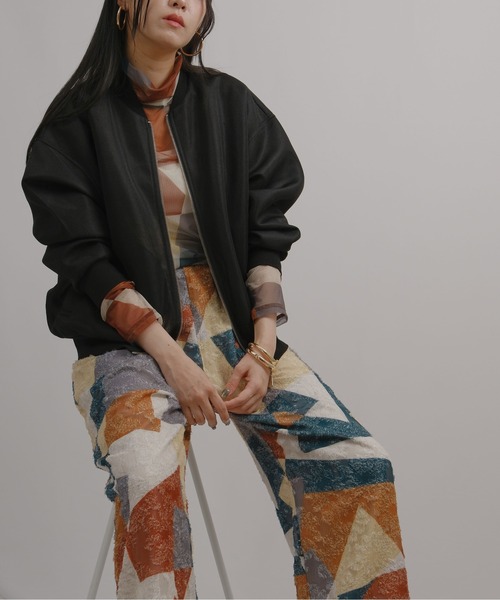 palm RICHE(ポームリシュ)の「メッシュダンボールブルゾン(ブルゾン・レディース・ライトグレー/ブラック/ミント・M)」の2枚目の写真