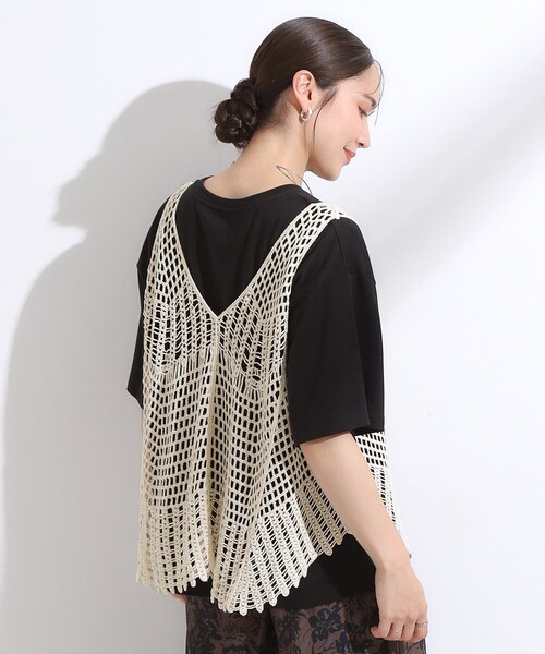 Cutie Blonde（キューティーブロンド）の「【2点セット】クロシェ編みレースベスト＋Tシャツワンピースセット（ワンピース・レディース・チャコールグレー/ダークブラウン・00）」の6枚目の写真