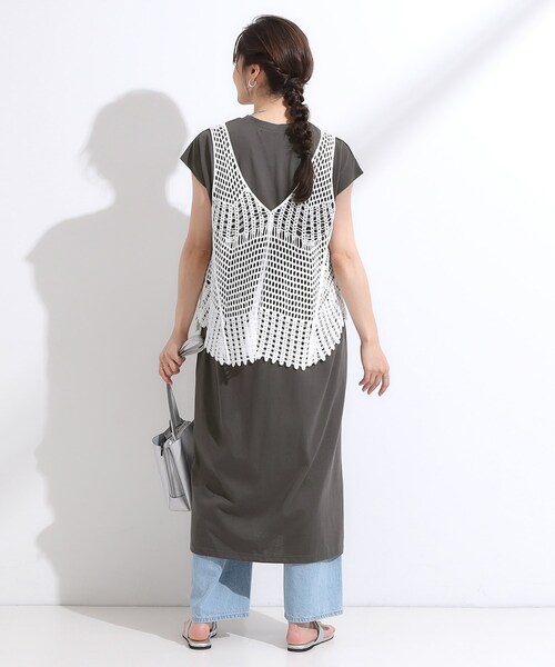 Cutie Blonde（キューティーブロンド）の「【2点セット】クロシェ編みレースベスト＋Tシャツワンピースセット（ワンピース・レディース・チャコールグレー/ダークブラウン・00）」の11枚目の写真