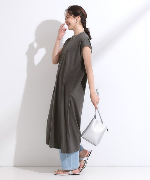 Cutie Blonde（キューティーブロンド）の「【2点セット】クロシェ編みレースベスト＋Tシャツワンピースセット（ワンピース・レディース・チャコールグレー/ダークブラウン・00）」の13枚目の写真