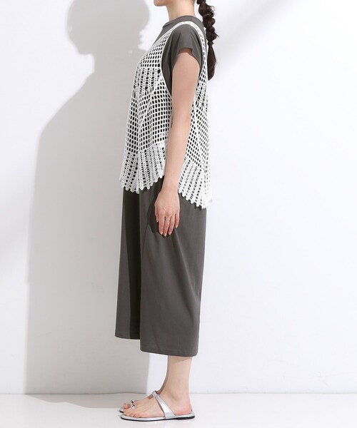 Cutie Blonde（キューティーブロンド）の「【2点セット】クロシェ編みレースベスト＋Tシャツワンピースセット（ワンピース・レディース・チャコールグレー/ダークブラウン・00）」の19枚目の写真