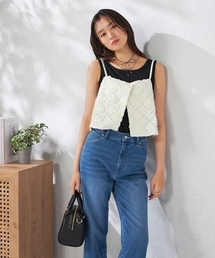 a.v.v（アーヴェヴェ）の「チュールレースビスチェ（キャミソール）」