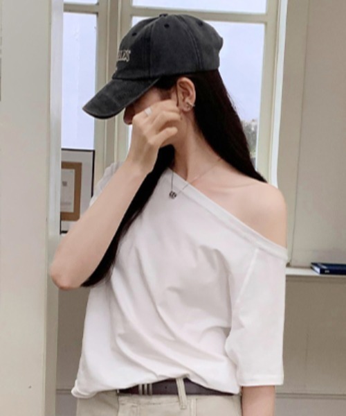 Per sist ence(パーシエンス)の「オフショル半袖Tシャツ(Tシャツ/カットソー・レディース・チャコールグレー/グレー/ネイビー/ブラック/ホワイト・LARGE/MEDIUM)」の12枚目の写真