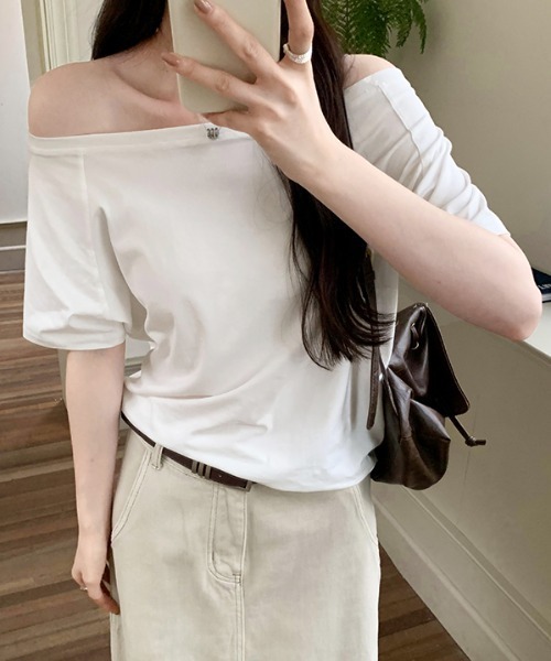Per sist ence(パーシエンス)の「オフショル半袖Tシャツ(Tシャツ/カットソー・レディース・チャコールグレー/グレー/ネイビー/ブラック/ホワイト・LARGE/MEDIUM)」の11枚目の写真