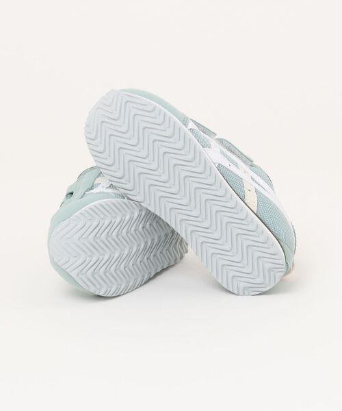 SUKUSUKU（スクスク）の「アイダホ MINI N（スニーカー・キッズ・ブルーグレー・16.5cm/17.0cm/17.5cm/18.0cm/18.5cm/19.0cm/19.5cm/20.0cm/20.5cm/21.0cm/21.5cm/22.0cm/16.0cm）」の3枚目の写真