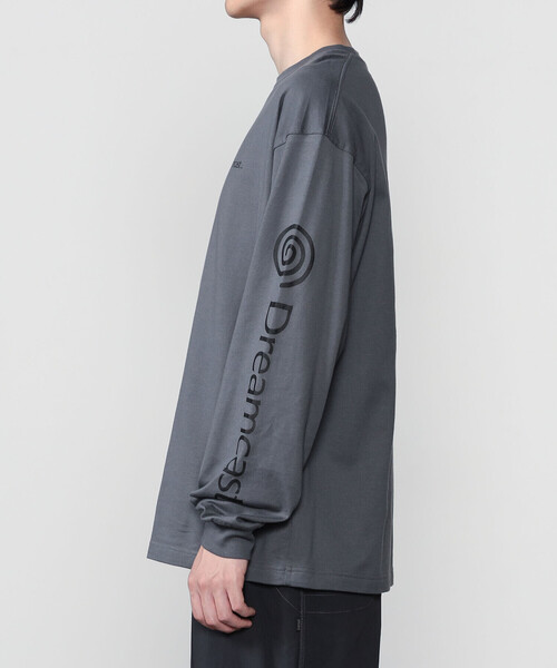 SEDAN ALL-PURPOSE(セダンオールパーパス)の「SEDAN ALL-PURPOSE | Dreamcast 長袖プリントTシャツ MEN(Tシャツ/カットソー・メンズ・ブラック/グレー・XL/L/M)」の6枚目の写真