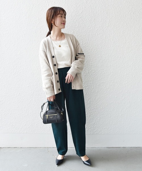 SHIPS.me（シップスミー）の「【ZOZO限定】SHIPS.me:イージー コーデュロイ パンツ（その他パンツ・レディース・ブラック/ダークグリーン/ボルドー/オフホワイト/モカ/グレー/ネイビー・マルチサイズ）」の11枚目の写真