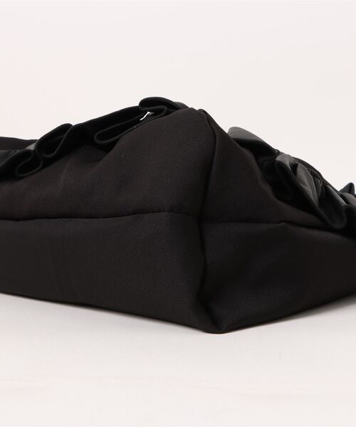 Heather（ヘザー）の「フリルシャーリングBAG　594273（ショルダーバッグ・レディース・アイボリー/ブラック・ONE SIZE）」の17枚目の写真