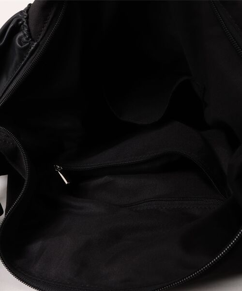 Heather（ヘザー）の「フリルシャーリングBAG　594273（ショルダーバッグ・レディース・アイボリー/ブラック・ONE SIZE）」の18枚目の写真