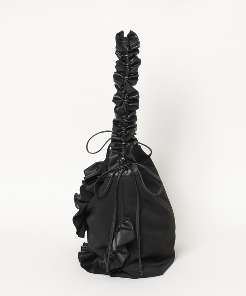 Heather（ヘザー）の「フリルシャーリングBAG　594273（ショルダーバッグ・レディース・アイボリー/ブラック・ONE SIZE）」の3枚目の写真