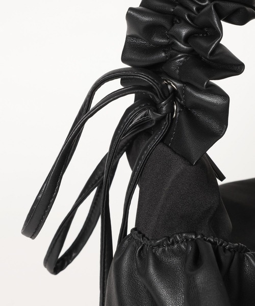 Heather（ヘザー）の「フリルシャーリングBAG　594273（ショルダーバッグ・レディース・アイボリー/ブラック・ONE SIZE）」の8枚目の写真