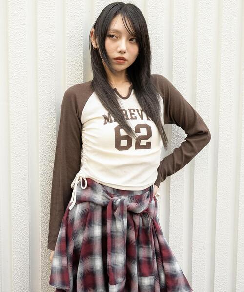 WEGO(ウィゴー)の「WEGO/キーネックサイドドロストラグランロンT(Tシャツ/カットソー・レディース・ブラウン/その他1/ブラック/レッド・FREE)」の5枚目の写真