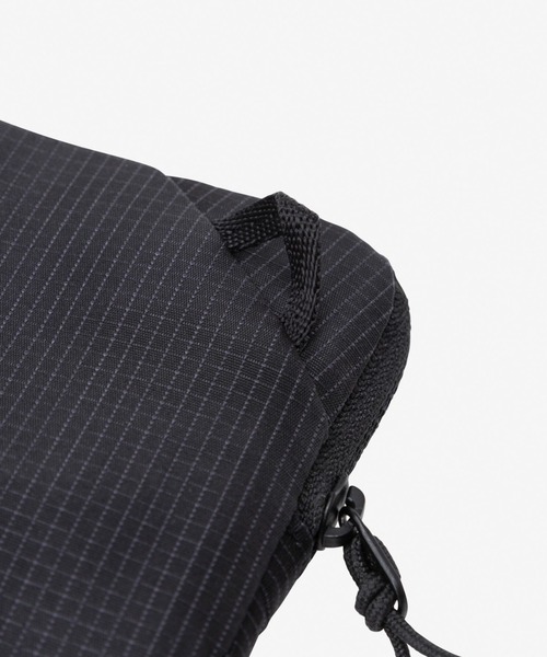 THE NORTH FACE（ザノースフェイス）の「THE NORTH FACE/ザ・ノース・フェイス ウォレット HAZY WALLET NM82460（財布・メンズ・ライトグレー/ダークグレー/カーキブラウン・FREE）」の10枚目の写真