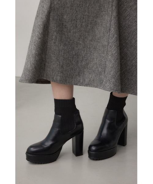 AZUL by moussy（アズールバイマウジー）の「【WEB限定再入荷】ソックスヒールブーツ（ブーツ・レディース・ブラック・SMALL/MEDIUM/LARGE/LL）」の4枚目の写真