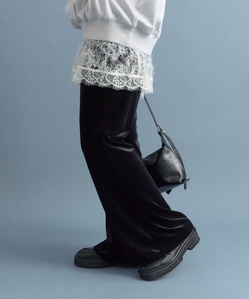 mystic（ミスティック）の「ベロアフレアパンツ（その他パンツ・レディース・ブラック/ブラック系その他2/ベージュ・2/1）」の7枚目の写真