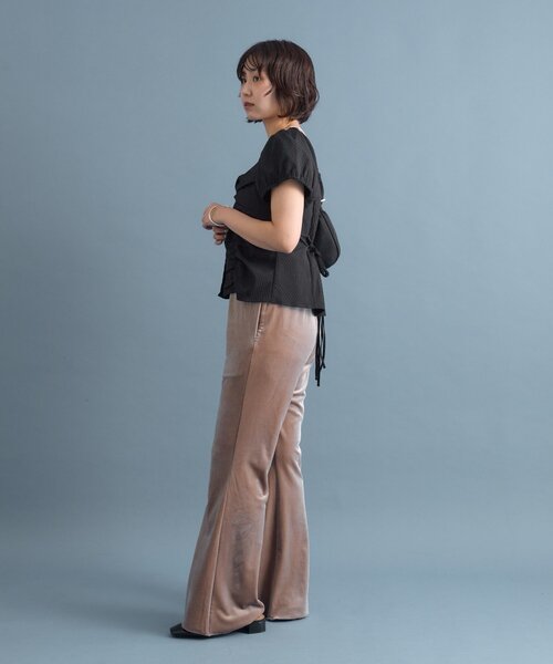 mystic（ミスティック）の「ベロアフレアパンツ（その他パンツ・レディース・ブラック/ブラック系その他2/ベージュ・2/1）」の16枚目の写真