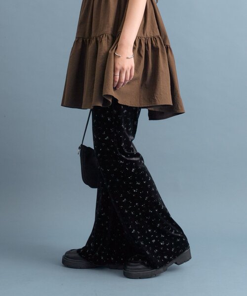mystic（ミスティック）の「ベロアフレアパンツ（その他パンツ・レディース・ブラック/ブラック系その他2/ベージュ・2/1）」の21枚目の写真