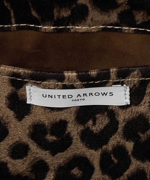 UNITED ARROWS(ユナイテッドアローズ)の「ロゴ プリント トートバッグ S(トートバッグ・レディース・ブラウン系/ブラック・FREE)」の9枚目の写真