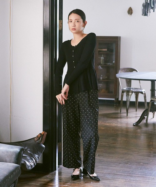 earth music&ecology（アースミュージックアンドエコロジー）の「リラックスドットパンツ（その他パンツ・レディース・グレー/ブラック/アイボリー・FREE）」の7枚目の写真