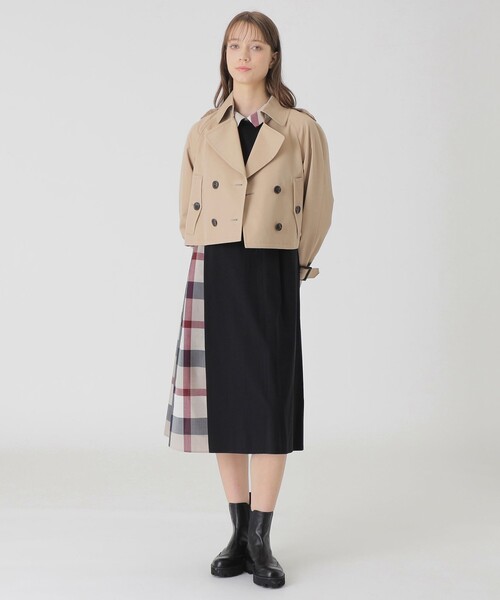 BLUE LABEL CRESTBRIDGE（ブルーレーベルクレストブリッジ）の「ライトギャバジンショートトレンチ（トレンチコート・レディース・ベージュ・38/36）」の9枚目の写真