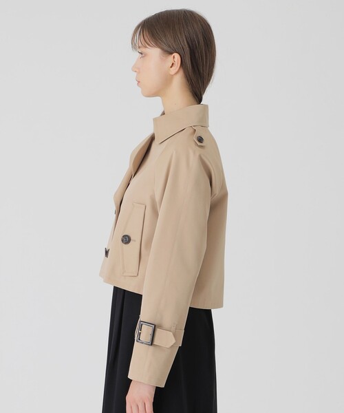 BLUE LABEL CRESTBRIDGE（ブルーレーベルクレストブリッジ）の「ライトギャバジンショートトレンチ（トレンチコート・レディース・ベージュ・38/36）」の7枚目の写真