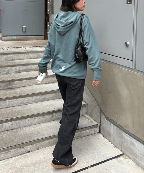 DOD（ディーオーディー）の「【GRY・BLUEは一部店舗限定】【DOD】【ユニセックス】ヒョッコリポケジップ（パーカー・レディース・グレー/ベージュ/ブルー・MEDIUM/LARGE/ONE SIZE）」の10枚目の写真