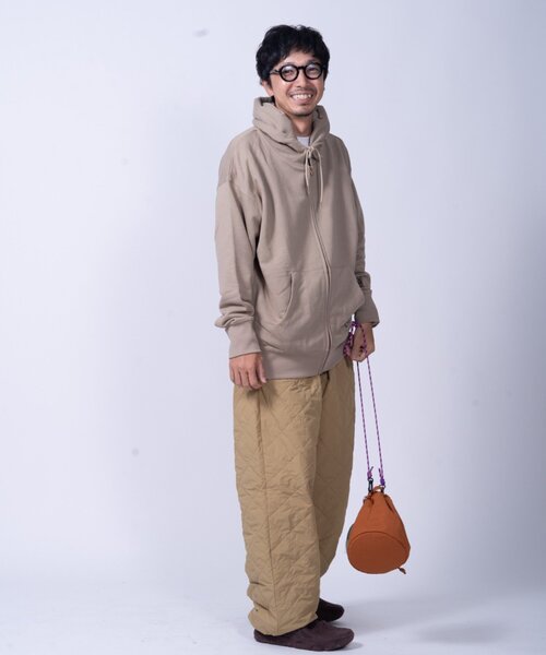 DOD（ディーオーディー）の「【GRY・BLUEは一部店舗限定】【DOD】【ユニセックス】ヒョッコリポケジップ（パーカー・レディース・グレー/ベージュ/ブルー・MEDIUM/LARGE/ONE SIZE）」の19枚目の写真