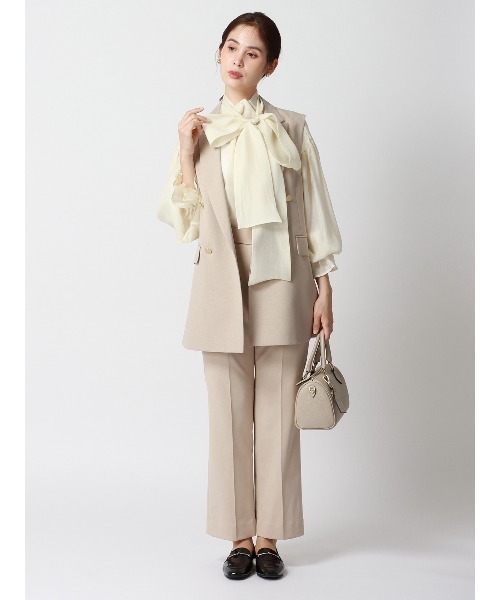 SUIT SQUARE（スーツスクエア）の「CHANTOWA ボリュームスリーブシアーボウタイブラウス ウォッシャブルオーガンジー 無地 キャミソール付き（シャツ/ブラウス・レディース・ブラウン系/アイボリー系/カーキ系・38(9号)）」の15枚目の写真