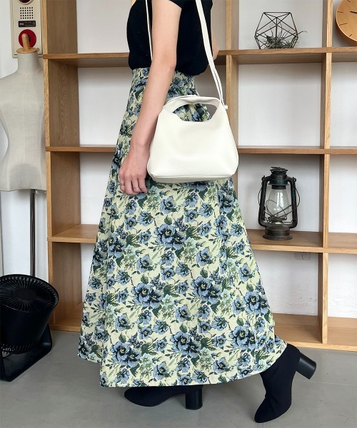 Rejoule（リジュール）の「ゴブラン柄 タックフレアスカート（スカート