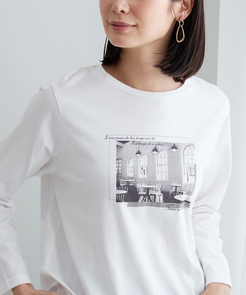 BELLUNA PLUS(ベルーナ)の「綿100%大人プリントプルオーバー(Tシャツ/カットソー・レディース・ホワイト系その他2/ブルーグレー/カーキ/ホワイト系その他/ホワイト系その他3/ブルー系その他・LARGE/MEDIUM/X-LARGE)」の3枚目の写真