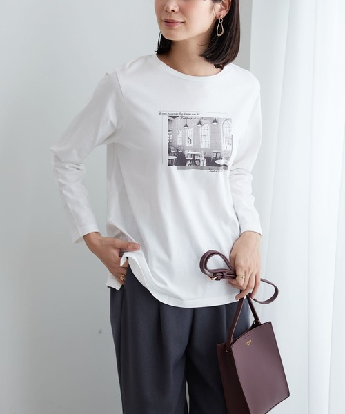 BELLUNA PLUS(ベルーナ)の「綿100%大人プリントプルオーバー(Tシャツ/カットソー・レディース・ホワイト系その他2/ブルーグレー/カーキ/ホワイト系その他/ホワイト系その他3/ブルー系その他・LARGE/MEDIUM/X-LARGE)」の8枚目の写真
