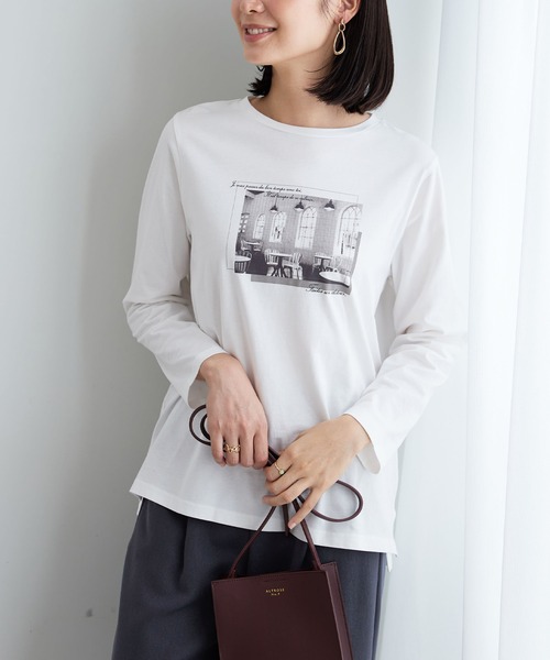 BELLUNA PLUS(ベルーナ)の「綿100%大人プリントプルオーバー(Tシャツ/カットソー・レディース・ホワイト系その他2/ブルーグレー/カーキ/ホワイト系その他/ホワイト系その他3/ブルー系その他・LARGE/MEDIUM/X-LARGE)」の7枚目の写真