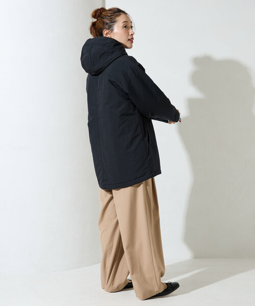 FREAK'S STORE（フリークスストア）の「限定展開 Columbia/コロンビア W Hike to Point Jacket/ウィメンズ ハイク トゥ ポイント ジャケット（ダウンジャケット/コート・レディース・ブラック/ベージュ・LARGE/MEDIUM）」の5枚目の写真