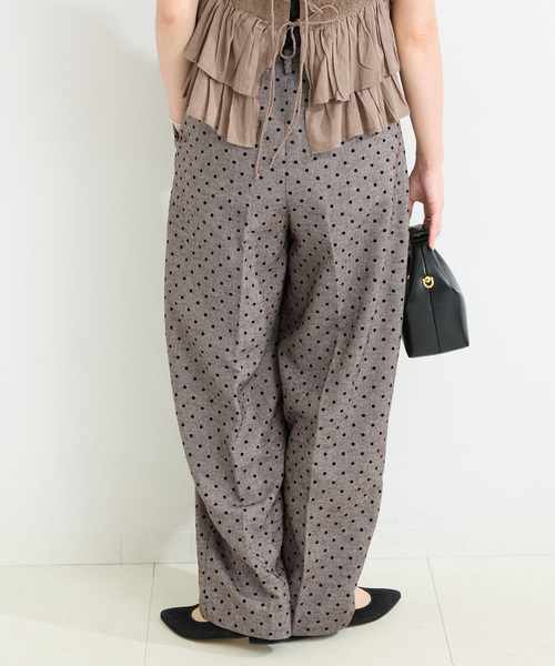 B.C STOCK（ベーセーストック）の「手洗い可 / ツイルドットフォルムパンツ（スラックス・レディース・チャコールグレー/ブラウン・SMALL/MEDIUM）」の15枚目の写真