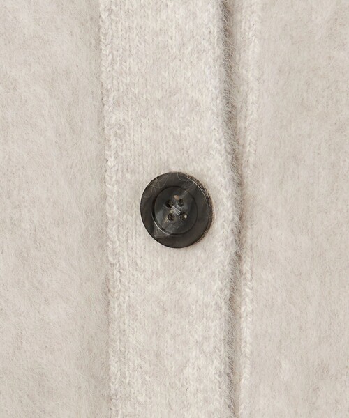 UNITED ARROWS（ユナイテッドアローズ）の「フォックスカシミヤ Vネック ベスト（ベスト・レディース・その他7/グレー系/ライトグレー・FREE）」の9枚目の写真